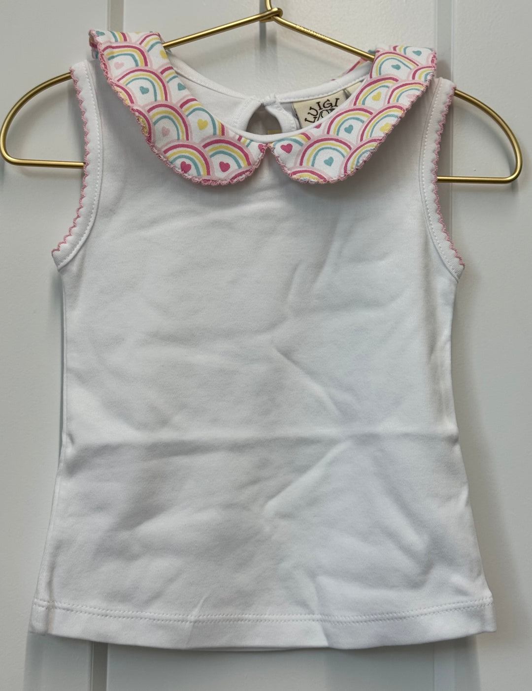 Sleeveless Top-Rainbow/Heart Print