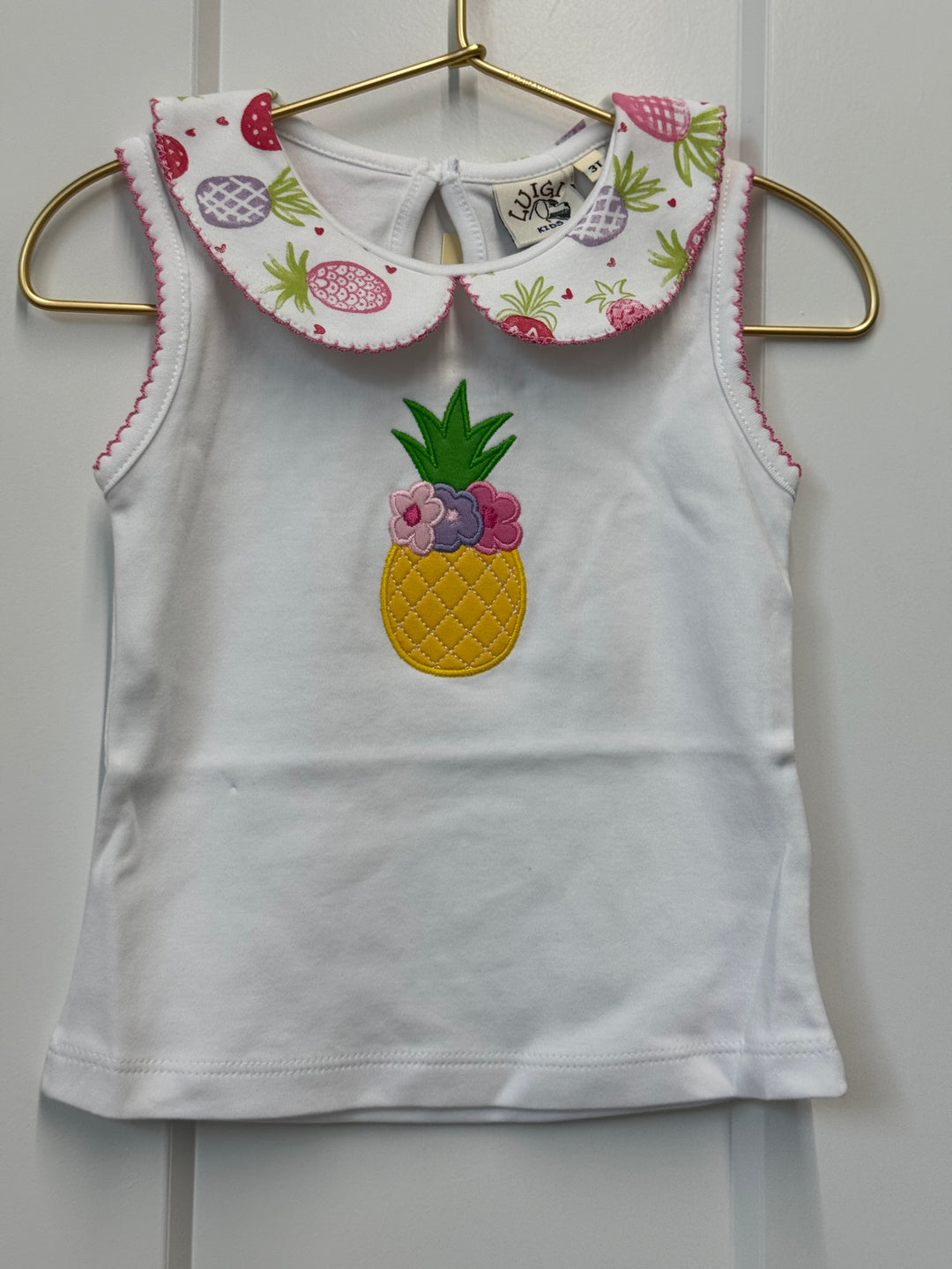 Sleeveless Top-Pineapple w/Printed Collar