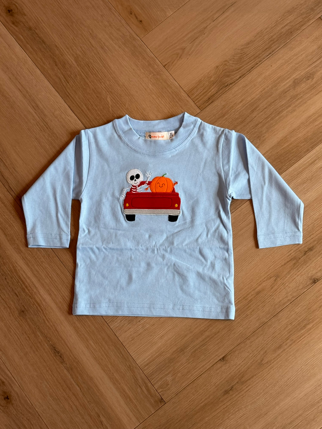 Skelton & Pumpkin LS Tee