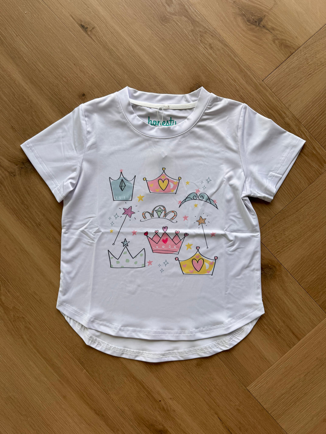 Performance Tiara Tee